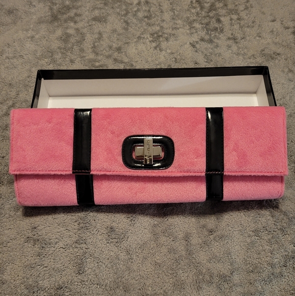 NWOT Pink Cluth bag - Picture 1 of 7